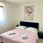 Emanuel * Подстрана